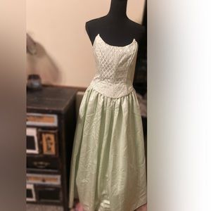**NEW LISTING** Scott McClintock vintage formal dress